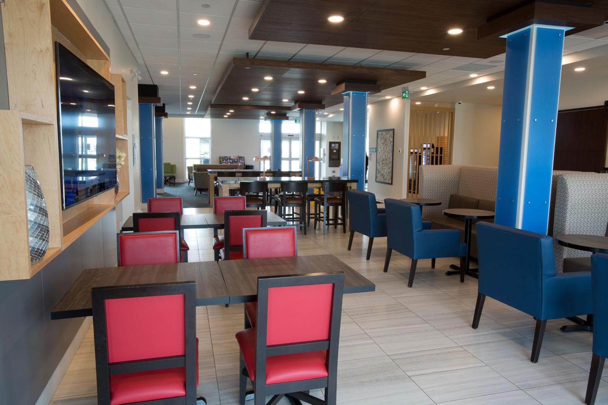 Holiday Inn Express & Suites - Edmonton Sw - Windermere By Ihg Exterior foto